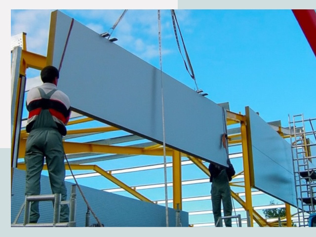 Монтаж сэндвич-панелей в Ломоносове от 615 руб.